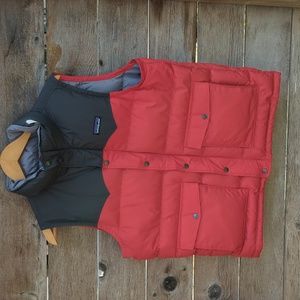 Patagonia Men's Goose Down Vest Size Medium Red and Gray